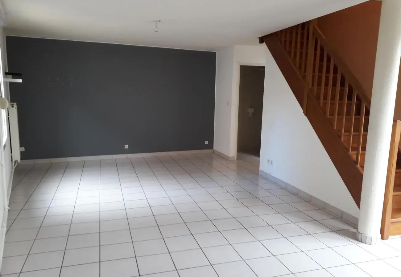Charmante maison T3 de 73 m² entièrement refaite à neuf